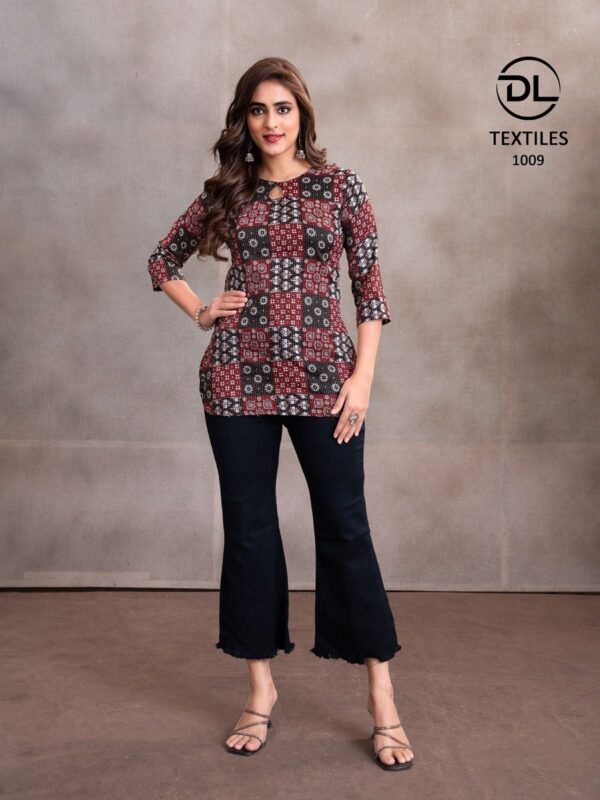 thumbs IMPERIA NAVJIVAN VOL 2 COTTON SHORT KURTIS CATALOGUE SUPPLIER IN SURAT 1.jpg