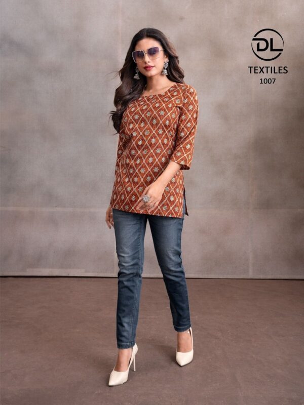 thumbs IMPERIA NAVJIVAN VOL 2 COTTON SHORT KURTIS CATALOGUE SUPPLIER IN SURAT 3.jpg