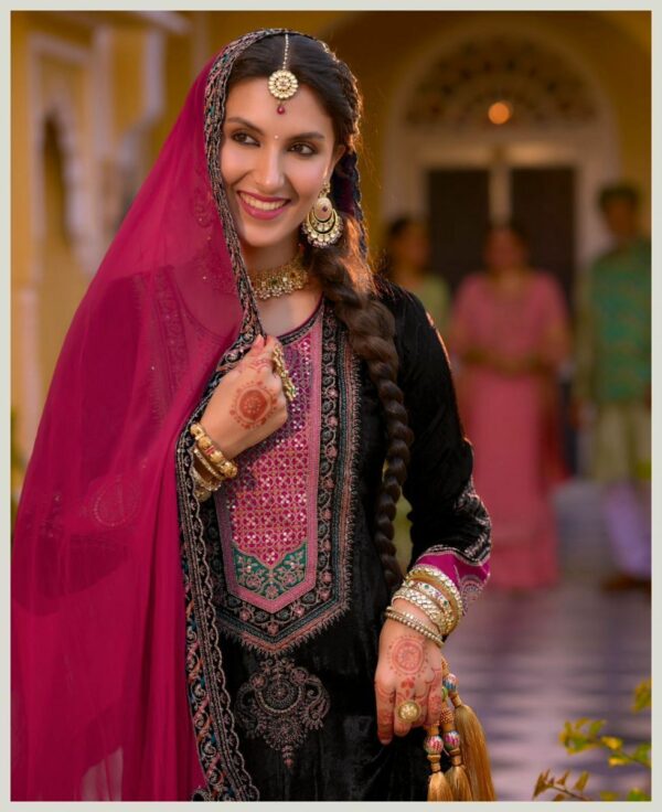 thumbs IBIZA LIFESTYLE KUCH KHAAS VOL 11 VELVET SALWAR SUIT SUPPLIER IN SURAT 10.jpg