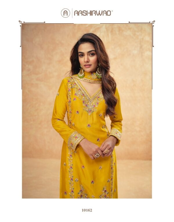 AASHIRWAD CREATION GUZARISH PARTY WEAR SALWAR SUIT AT REHMAT BOUTIQUE SURAT (3)
