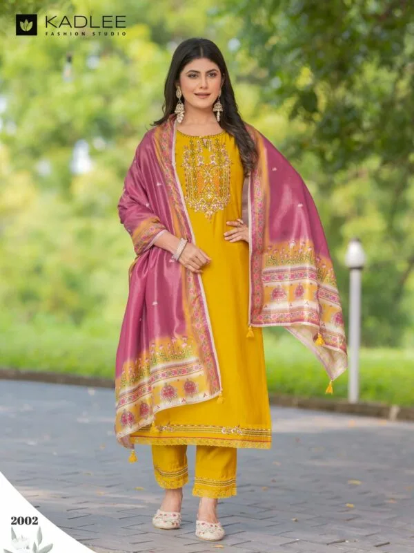 KADLEE NIRVANA VISCOSE EMBROIDERY READYMADE KURTI 3.jpg