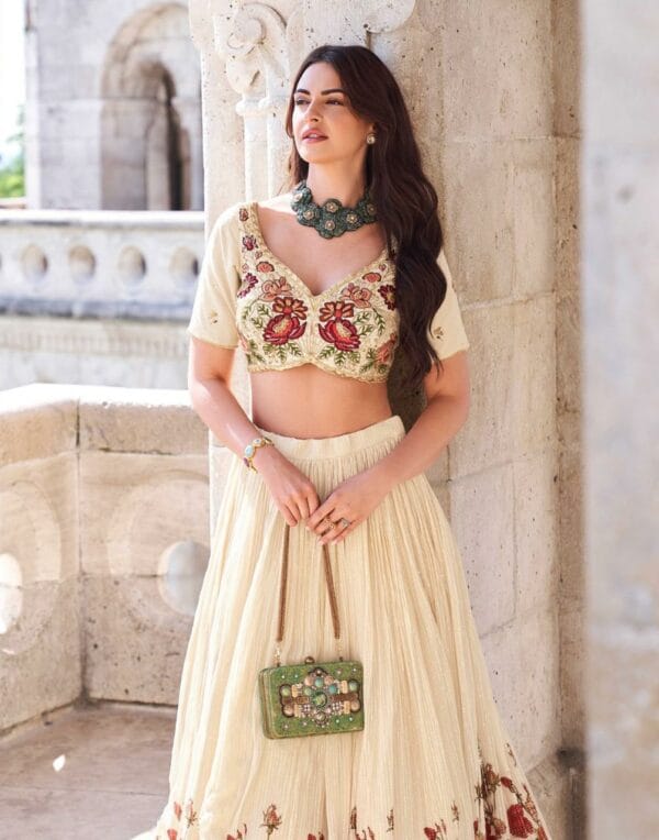 SAYURI DESIGNER SAKHIYAA CHINON SILK FANCY LEHANGA 10.jpg
