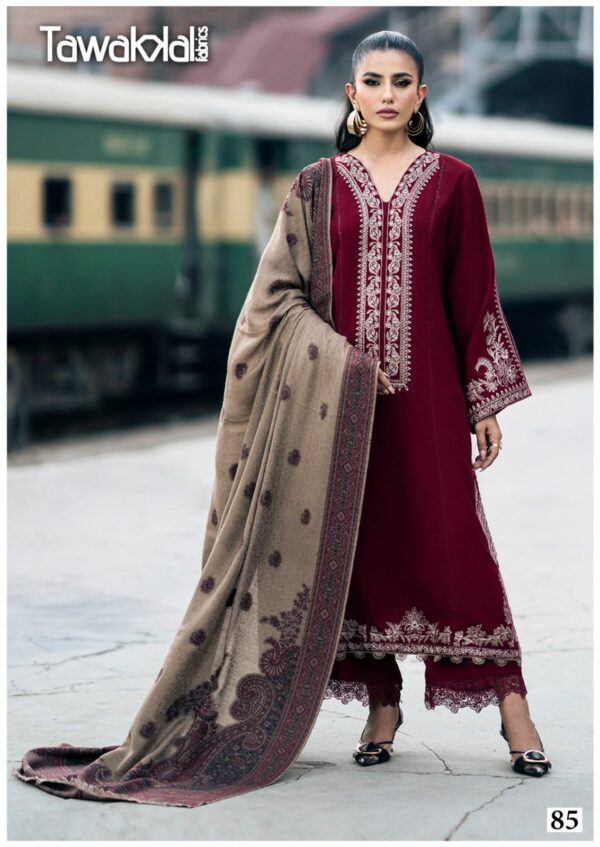 TAWAKKAL MEHROZ VOL 9 LAWN KARACHI SUITS 4.jpg