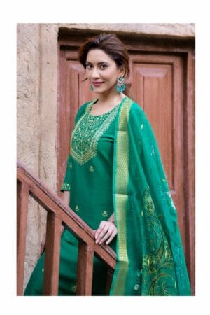MYSTIC 9 FIZA VOL 3 SILK EMBROIDERY KURTIS SUPPLIER 13.jpg