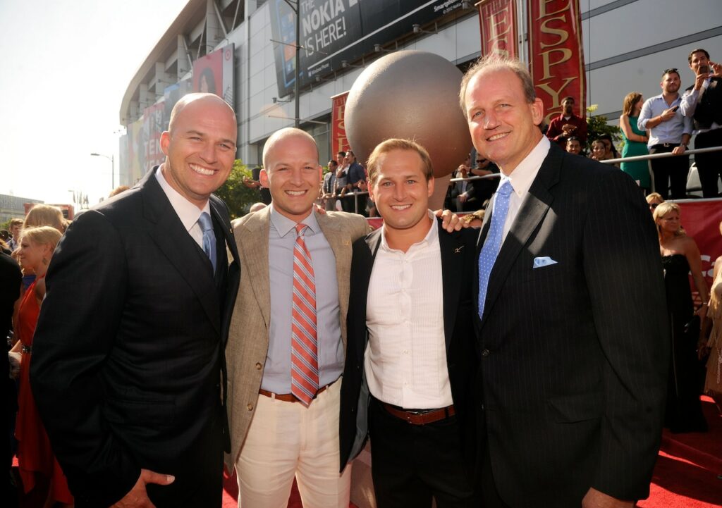Ex-New England Patriots tight end Don Hasselbeck has died according to son Rehmat Boutique C2HEFWYH4VDU3NMWY57C655BAA.jpg