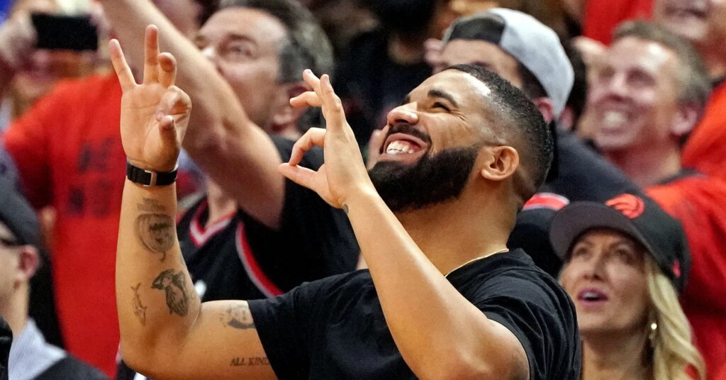 Drake Has A Million On The Line For Upcoming Adin Ross Gambling Stream Rehmat Boutique Drake Pharrell Chain Kid Cudi Auction Hip Hop News e1744382816907.jpg