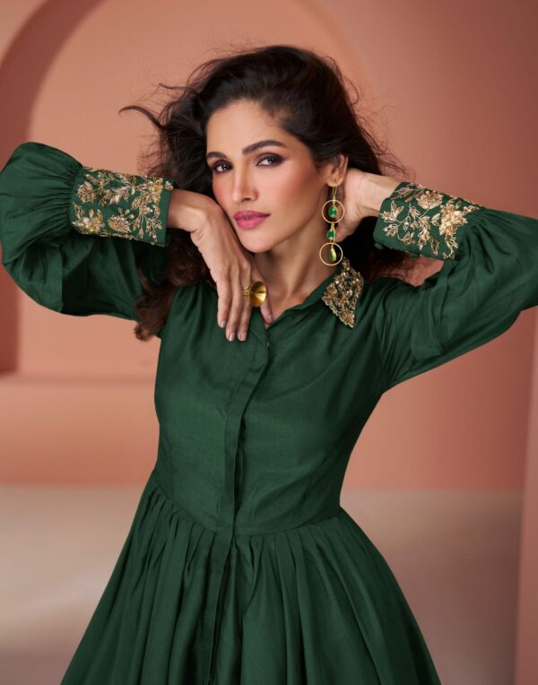 SAYURI DESIGNER PEARL PURE SILK FANCY CO ORD SET 10.jpg