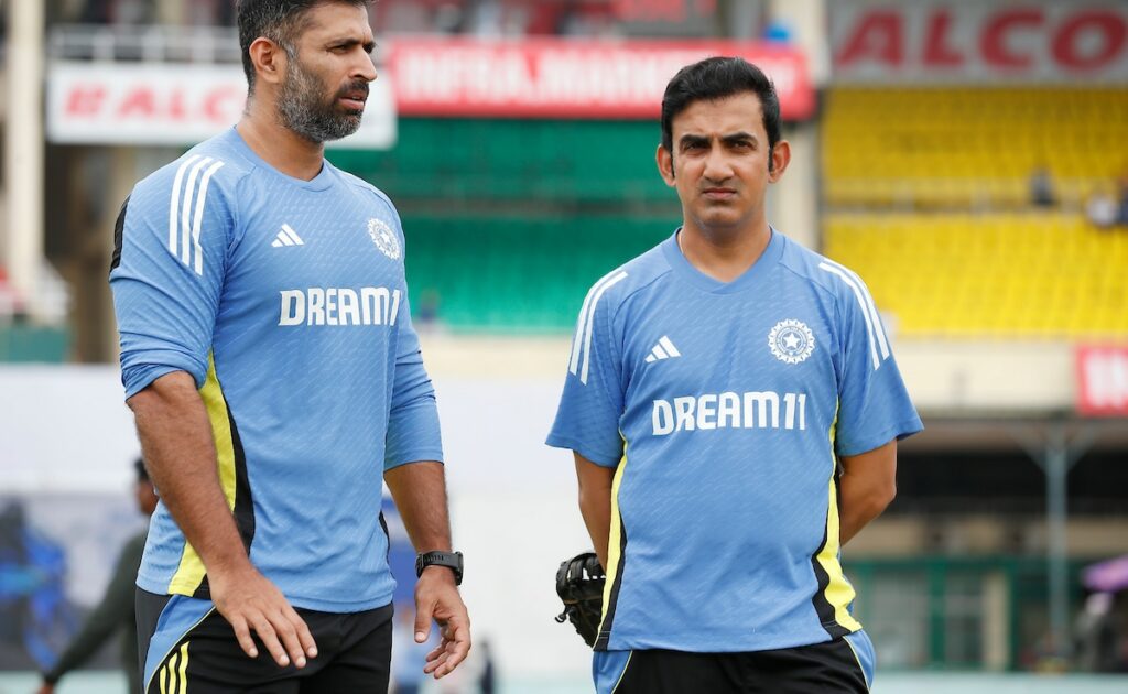 "Hostile Manner": Report Makes Big Revelation On Abhishek Nayar's Sacking Rehmat Boutique qjlkrsag abhishek nayar with gautam gambhir bcci 625x300 06 November 24.jpg