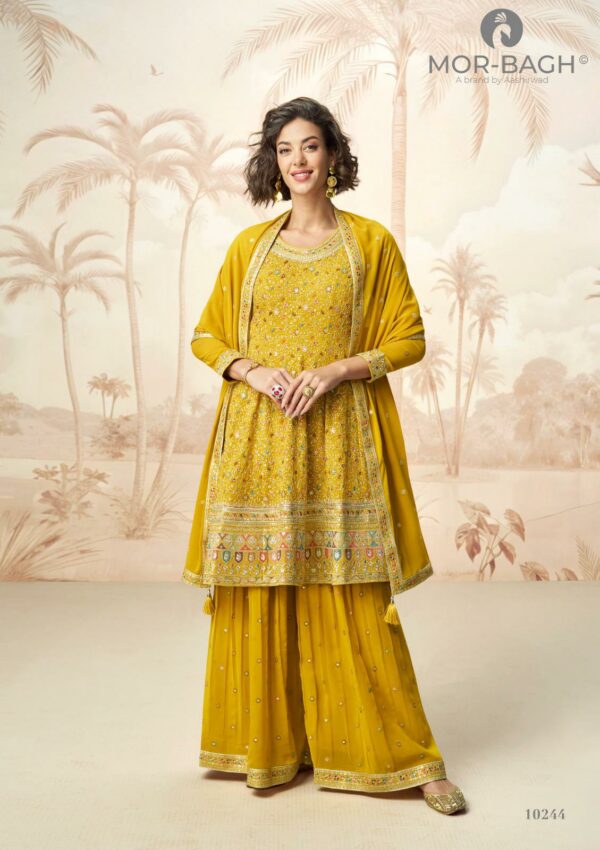 AASHIRWAD MOR BAGH APURVA HEAVY DESIGNER SUITS 1.jpg