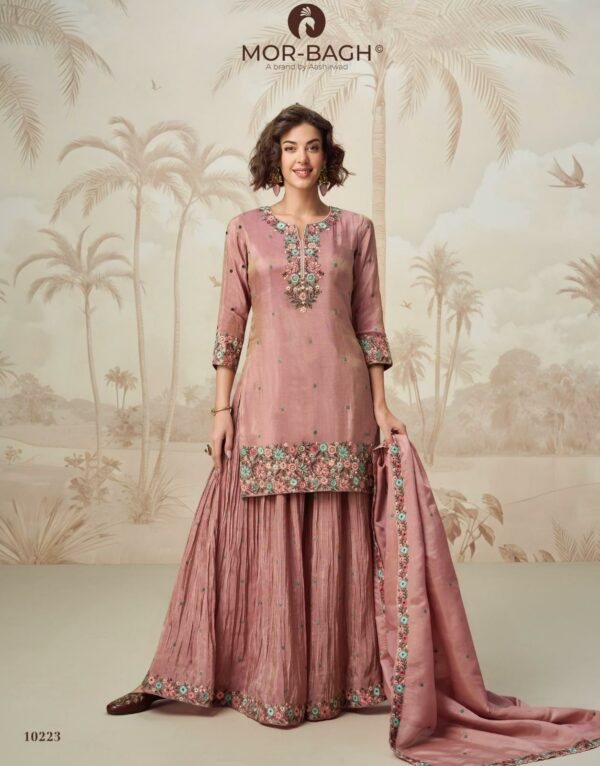 AASHIRWAD MOR BAGH NAGMA ORGANZA SUITS CATALOG 1.jpg