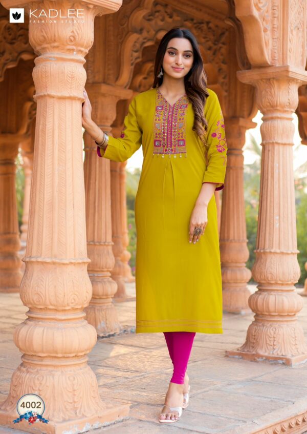 KADLEE LADLEE Rehmat Boutique  KADLEE LADLEE KURTI WHOLESALER SURAT 4.jpg