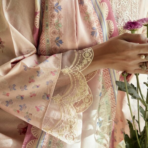 KIMORA SOHNI RARE PURE LAWN PRINTED SALWAR SUITS 2.jpg