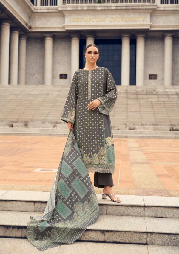 THE HERMITAGE SHOP PAISELY PURE VISCOSE SUITS 5.jpg