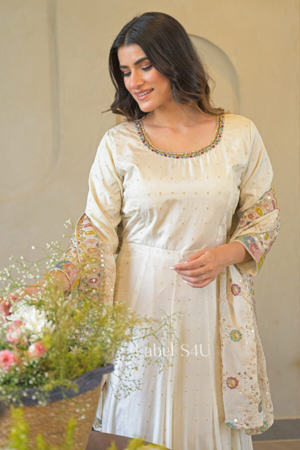 Shivali S4u Noor-E-Ivory-Anarkali New Arrival 2025 Rehmat Boutique  625 1.jpg