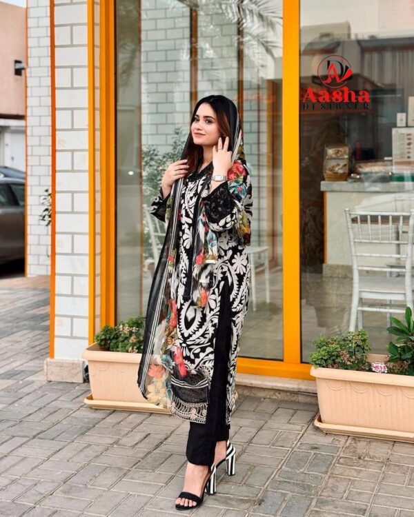 AASHA DESIGNER Rehmat Boutique  AASHA DESIGNER PAKISTANI SUITS ONLINE SHOPPING SURAT 14.jpg