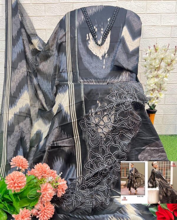 AASHA DESIGNER Rehmat Boutique  AASHA DESIGNER PAKISTANI SUITS ONLINE SHOPPING SURAT 39.jpg