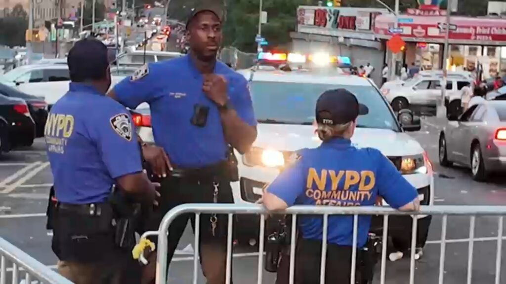 Investigation follows taking pictures, stabbing after Bronx Dominican Parade on Grand Concourse in NYC Rehmat Boutique  17339155 072825 wabc parade shooting img.jpg