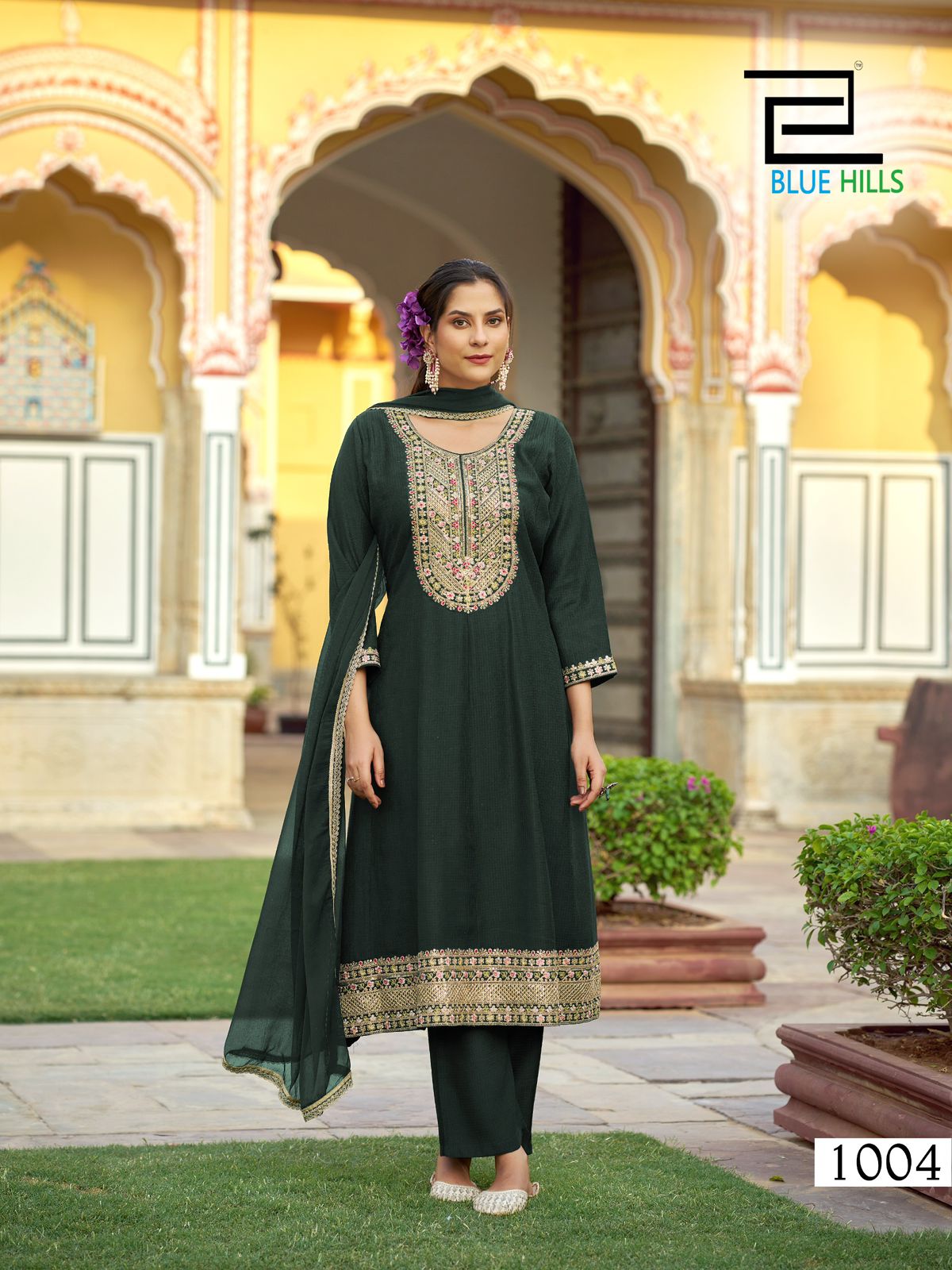 BLUE HILLS MUMTAZ Rehmat Boutique  BLUE HILLS MUMTAZ KURTI WHOLESALER SURAT 4.jpg