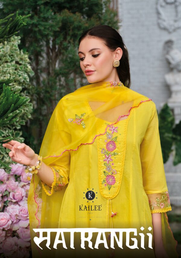 KAILEE SATRANGI Rehmat Boutique  KAILEE SATRANGI READYMADE WHOLESALER SURAT 8.jpg