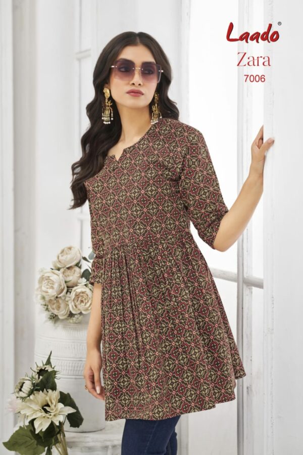 LAADO ZARA VOL 7 Rehmat Boutique  LAADO ZARA VOL 7 COTTON PRINTED SHORT KURTI 16.jpg