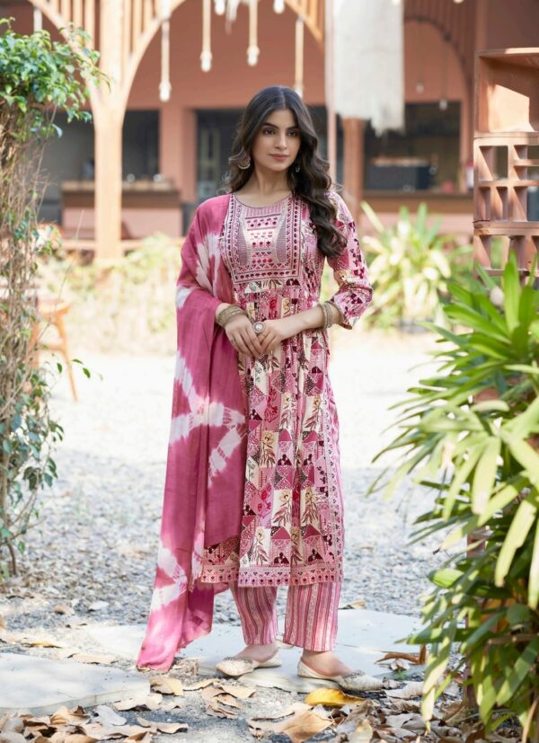 MYSTIC 9 SIMRAN VOL 1 Rehmat Boutique  MYSTIC 9 SIMRAN VOL 1 KURTI WHOLESALER SURAT 6.jpg