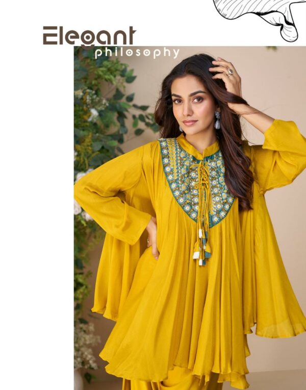 SAYURI DESIGNER CLASSIC Rehmat Boutique  SAYURI DESIGNER CLASSIC REAL CHINON SILK SUITS 5.jpg