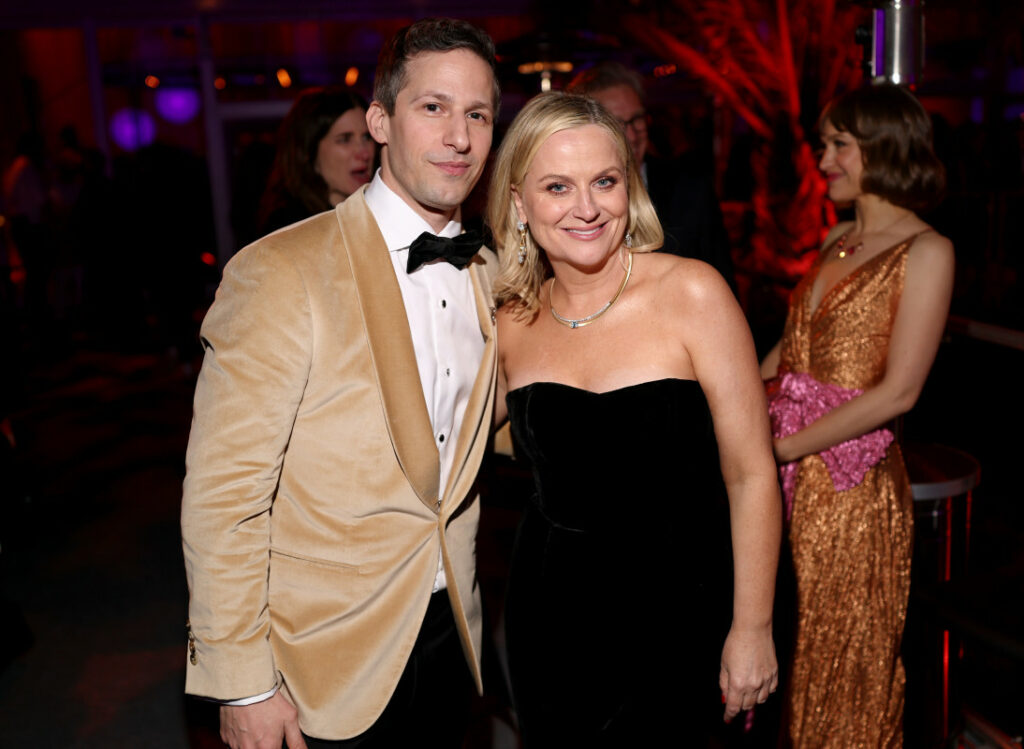 Two SNL Icons Reunite in New Photo and Fans Are Emotional: 'I'm Gonna Cry' Rehmat Boutique Two SNL Icons Reunite in New Photo and Fans Are Emotional: 'I'm Gonna Cry' Rehmat Boutique  af04e4c55c8119bdde066a7b8f05783a.jpeg