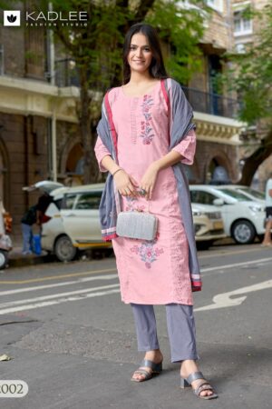 KADLEE ROOHI Rehmat Boutique  KADLEE ROOHI KURTI WHOLESALER SURAT 2.jpg