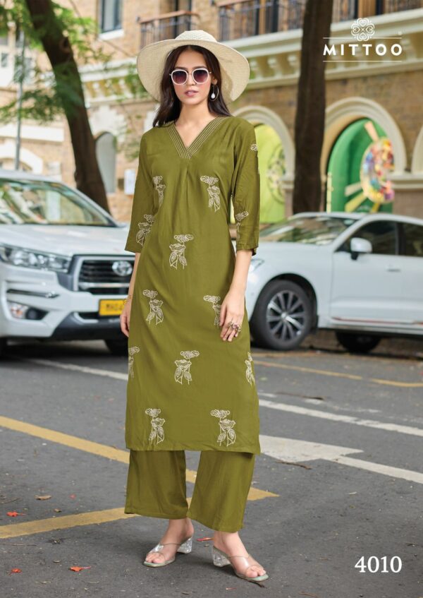 MITTOO ALBELA VOL 2 Rehmat Boutique  MITTOO ALBELA VOL 2 REYON EMBROIDERED KURTIS 1.jpg