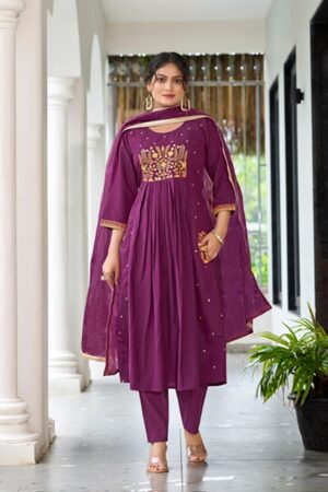 OSSM GULZAR KURTI WHOLESALER SURAT 6.jpg