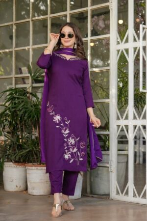 heer vol 1 0 3 kurti e commerce product 0 2026 01 10 15 24 08.jpeg
